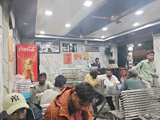 Golden Cafe