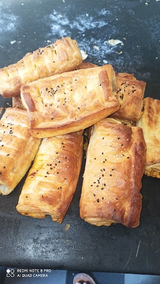 Heena Bakery