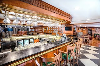 Barrel House - Vibe & Wine