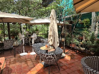 Urban Nemo Cafe & Garden