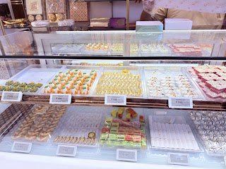FARMAAN SWEETS BY PISTA HOUSE