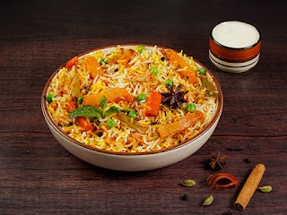 Potful Biryani, Kompally