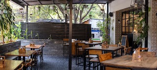 F3 Café & Bistro