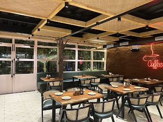 Summer Bistro