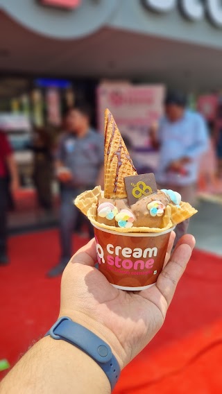 Cream Stone Lounge