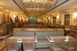 Kamat Hotel