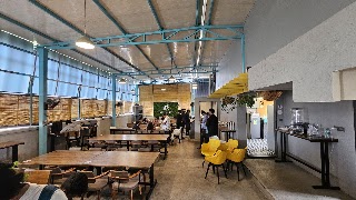 Elements Café