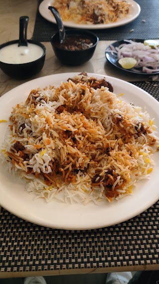 Hyderabad Bucket and Kunda Biryani